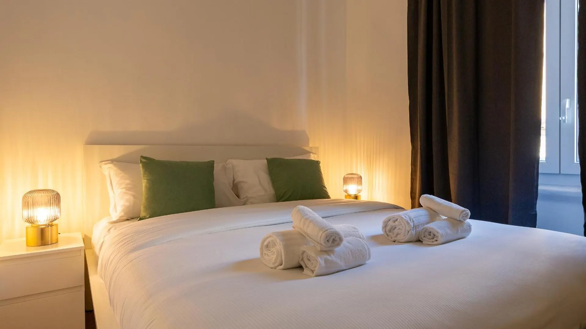 Casa Maciachini-Green Suite-M3 10 Minutes To Duomo Milan Apartment