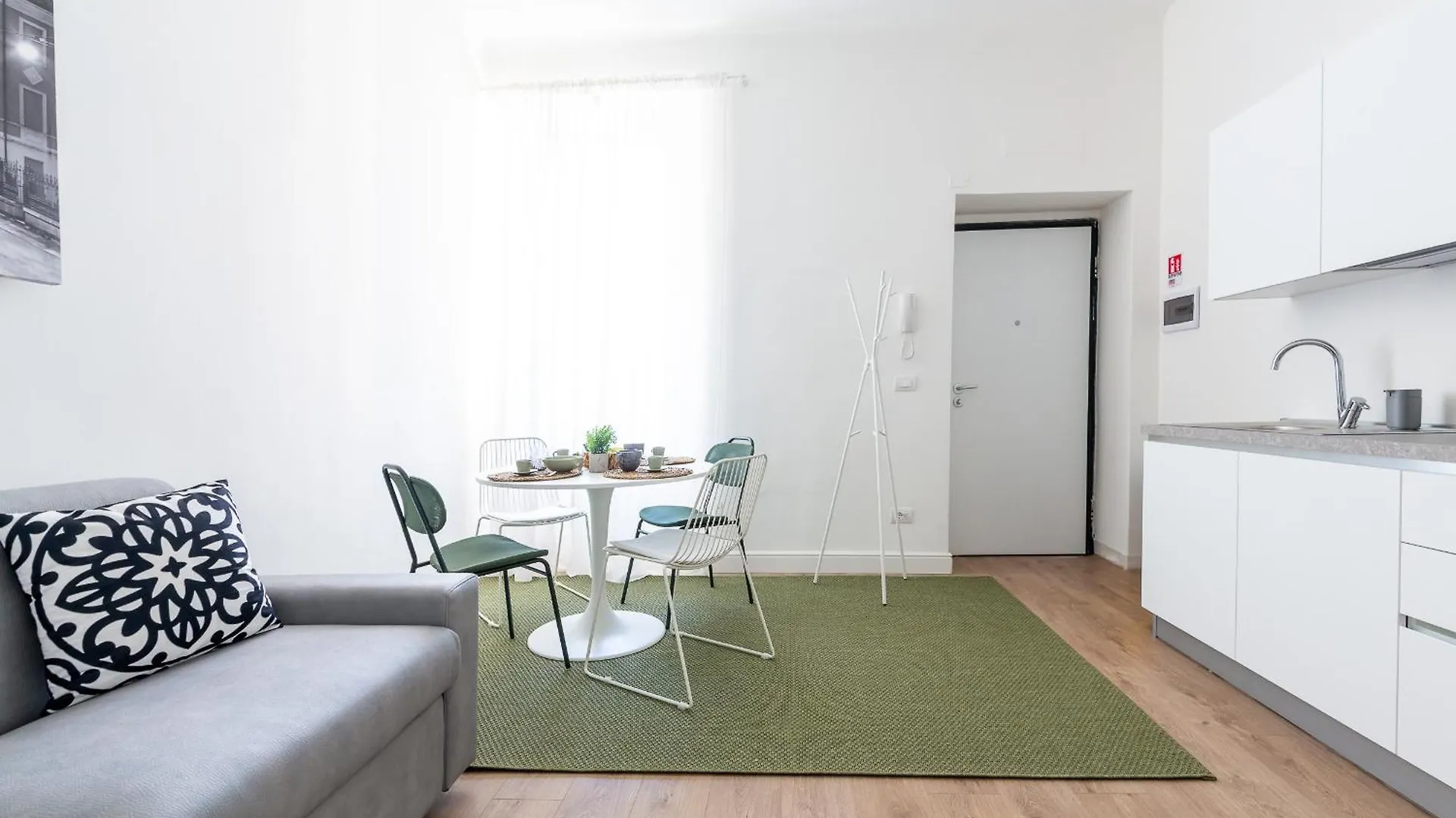 Casa Maciachini-Green Suite-M3 10 Minutes To Duomo Milan Apartment