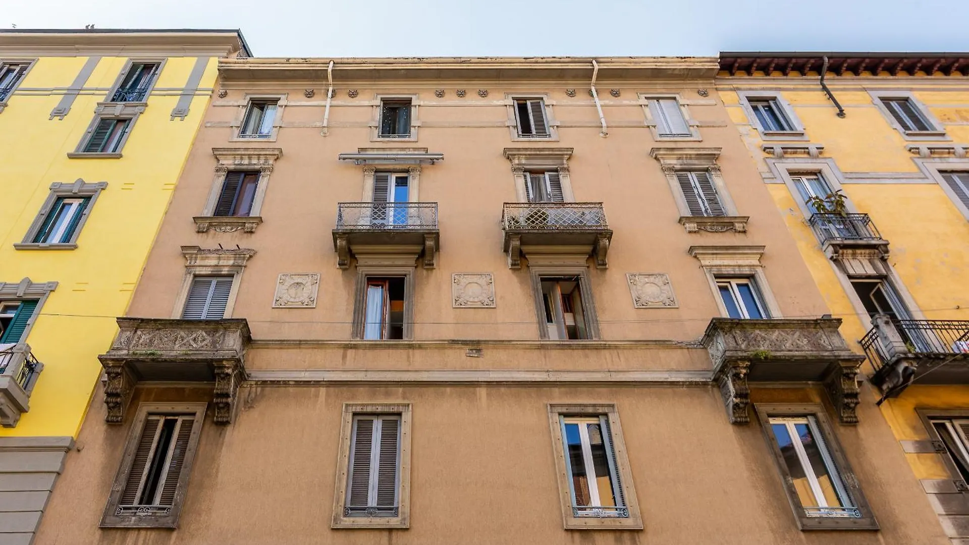 Casa Maciachini-Green Suite-M3 10 Minutes To Duomo Milan